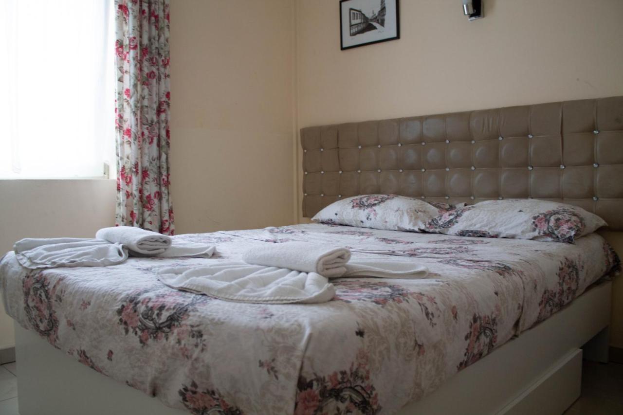 Hotel Living Suto Orizari Εξωτερικό φωτογραφία