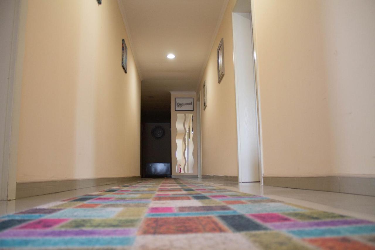 Hotel Living Suto Orizari Εξωτερικό φωτογραφία